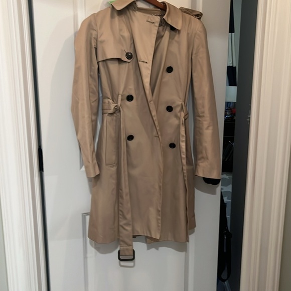Banana Republic Khaki Trench Coat - S - Picture 3 of 6